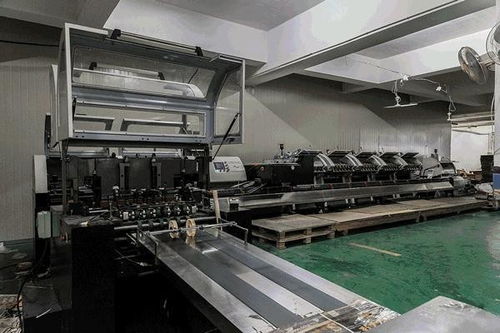 探秘央视点赞的九宫格茶包装超级工厂 科技与美学的完美融合